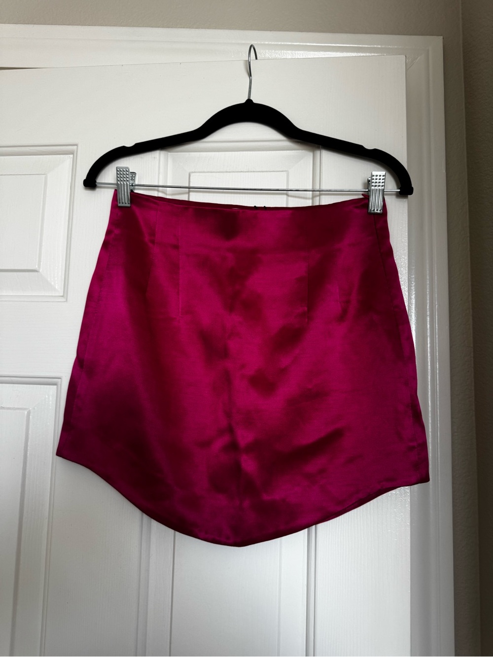 Zara Satin Mini Skirt in Fuchsia Pink